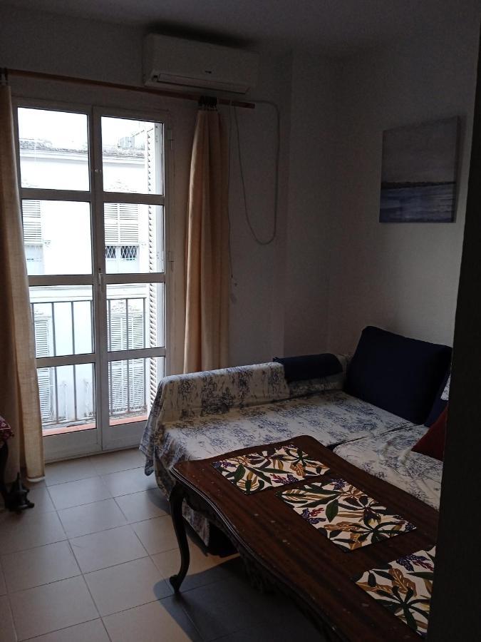 Apartamento Casco Antiguo Exterior Unico En Segunda Planta En Un Edificio De De Dos Plantas Sevilla Eksteriør billede